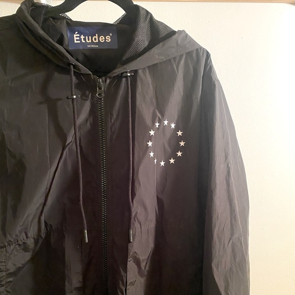 Etudes Black Europa Coat - Picture 5 of 5